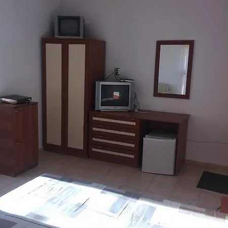 Studio In Yurta Apartment *